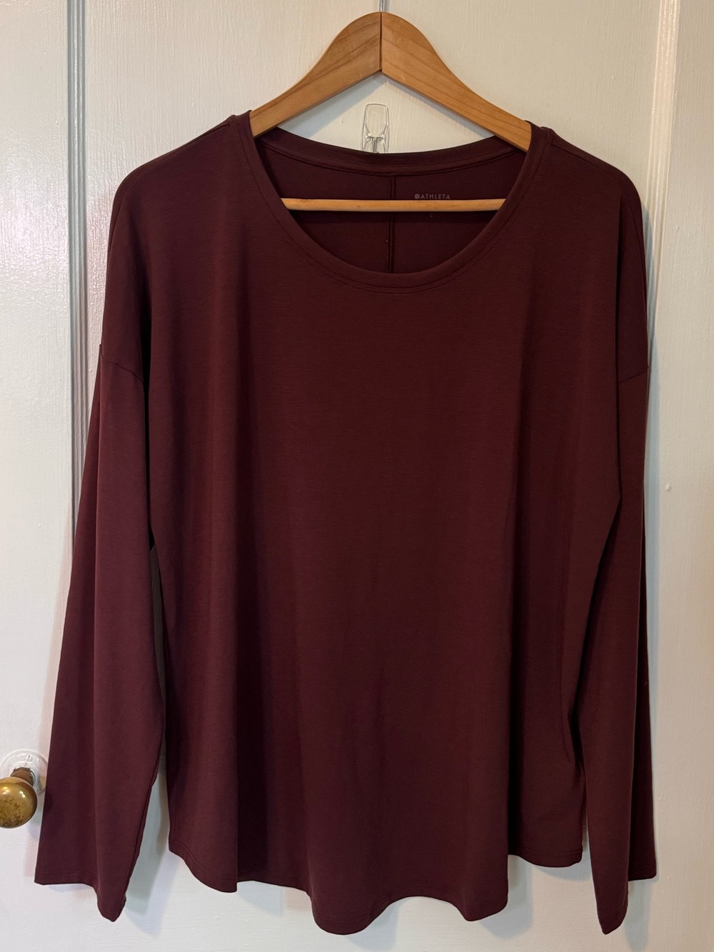 Athleta Move With Ease Lightweight Long Sleeve Athletic Top
